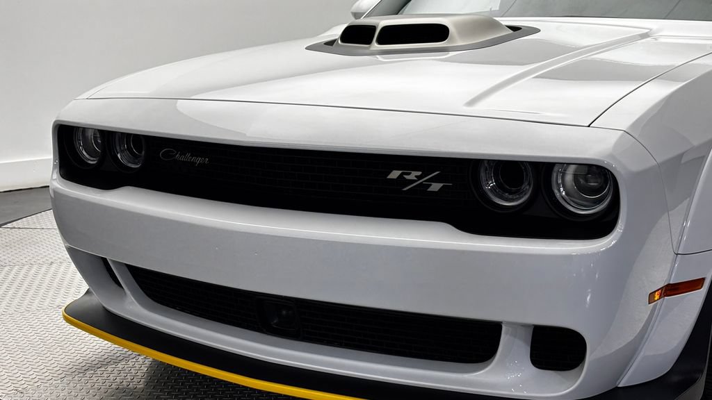 Used 2023 Dodge Challenger R/T Scat Pack RWD image 2
