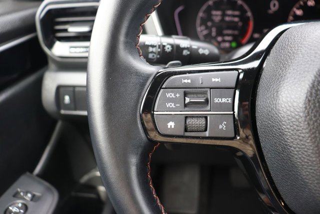 Used 2025 Honda Pilot Sport image 24