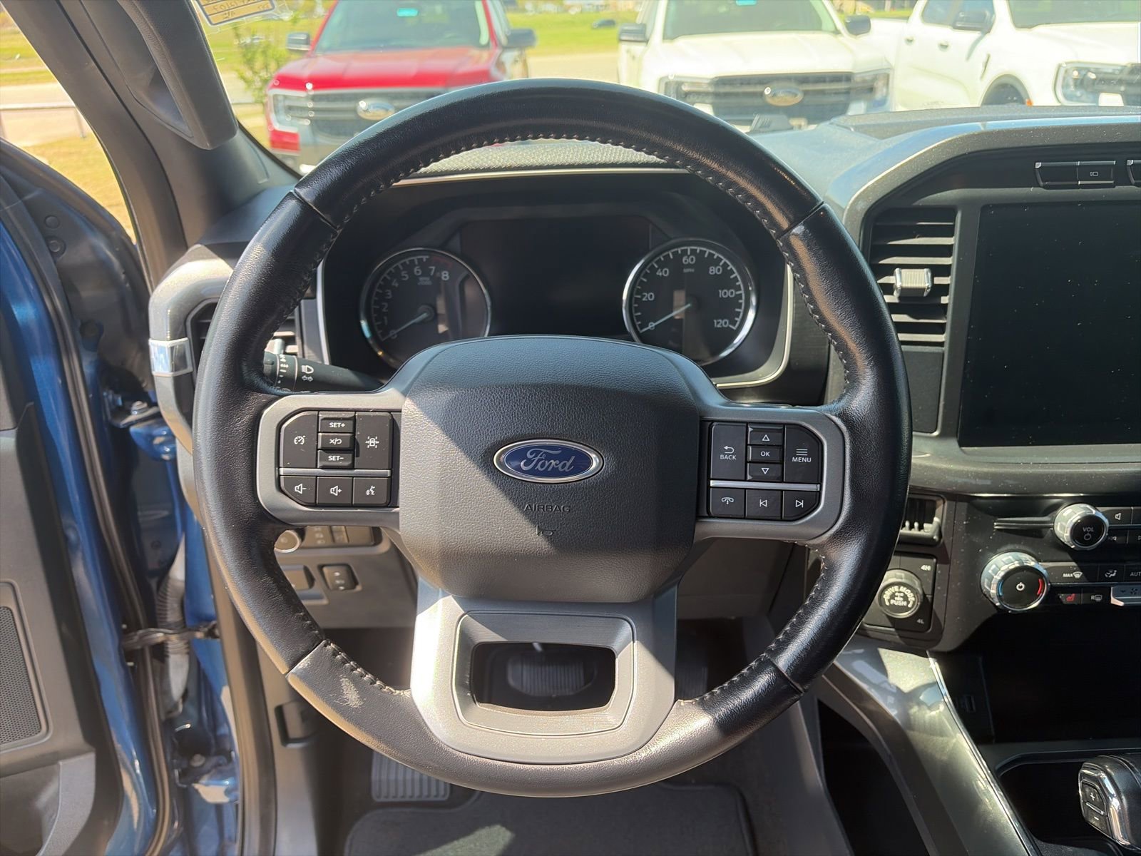 Used 2022 Ford F150 XLT w/ Equipment Group 302A High image 17