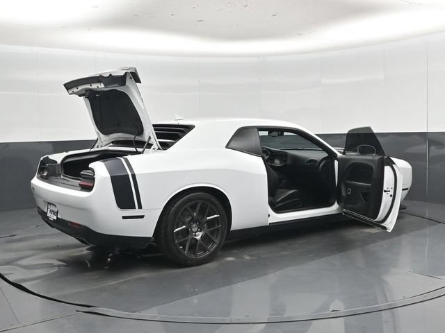Used 2016 Dodge Challenger R/T Scat Pack RWD image 53