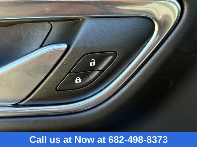 Used 2024 GMC Yukon AT4 w/ AT4 Premium Package image 21