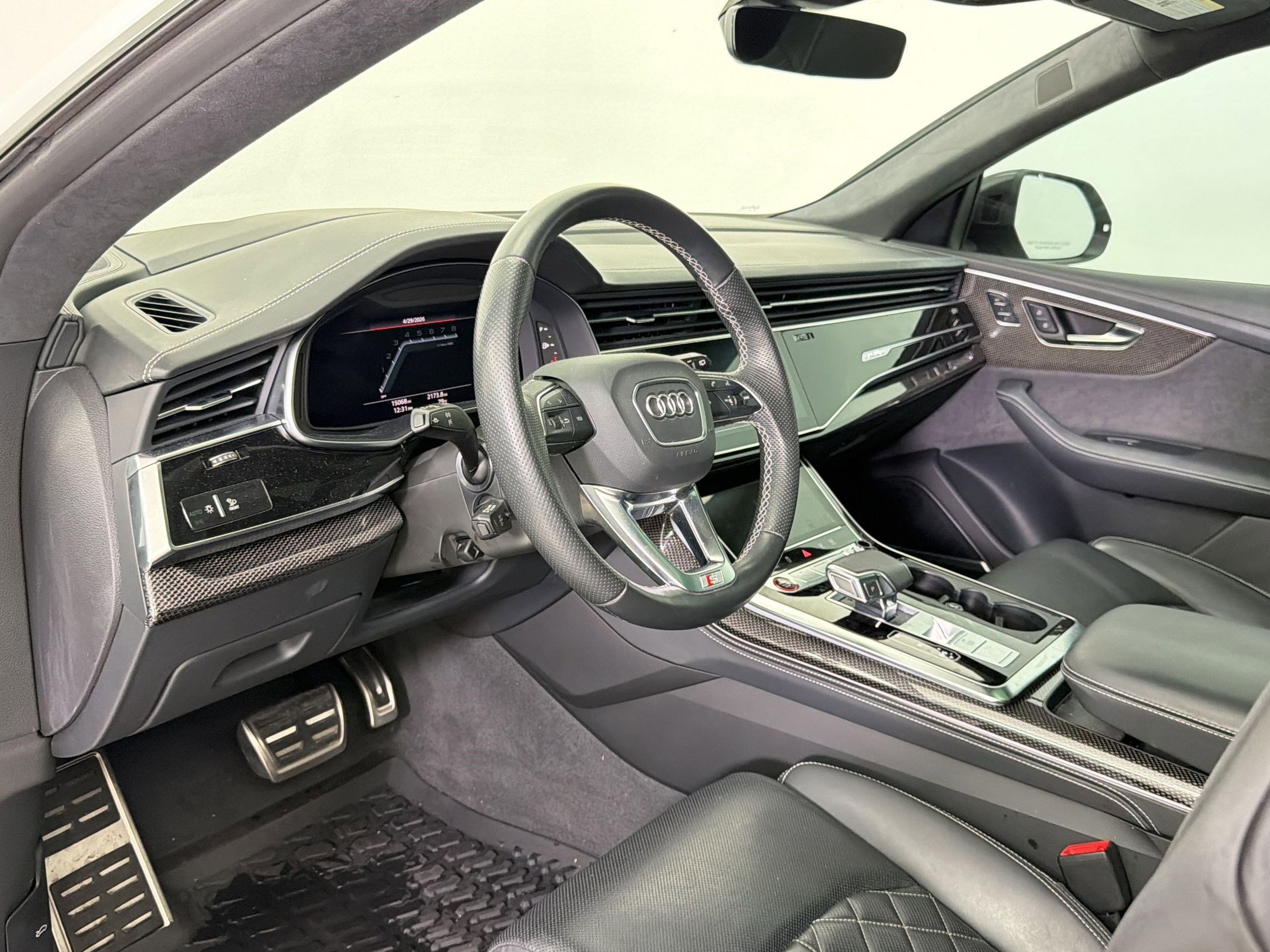 Used 2023 Audi SQ8 Prestige w/ Prestige Package AWD/4WD image 4
