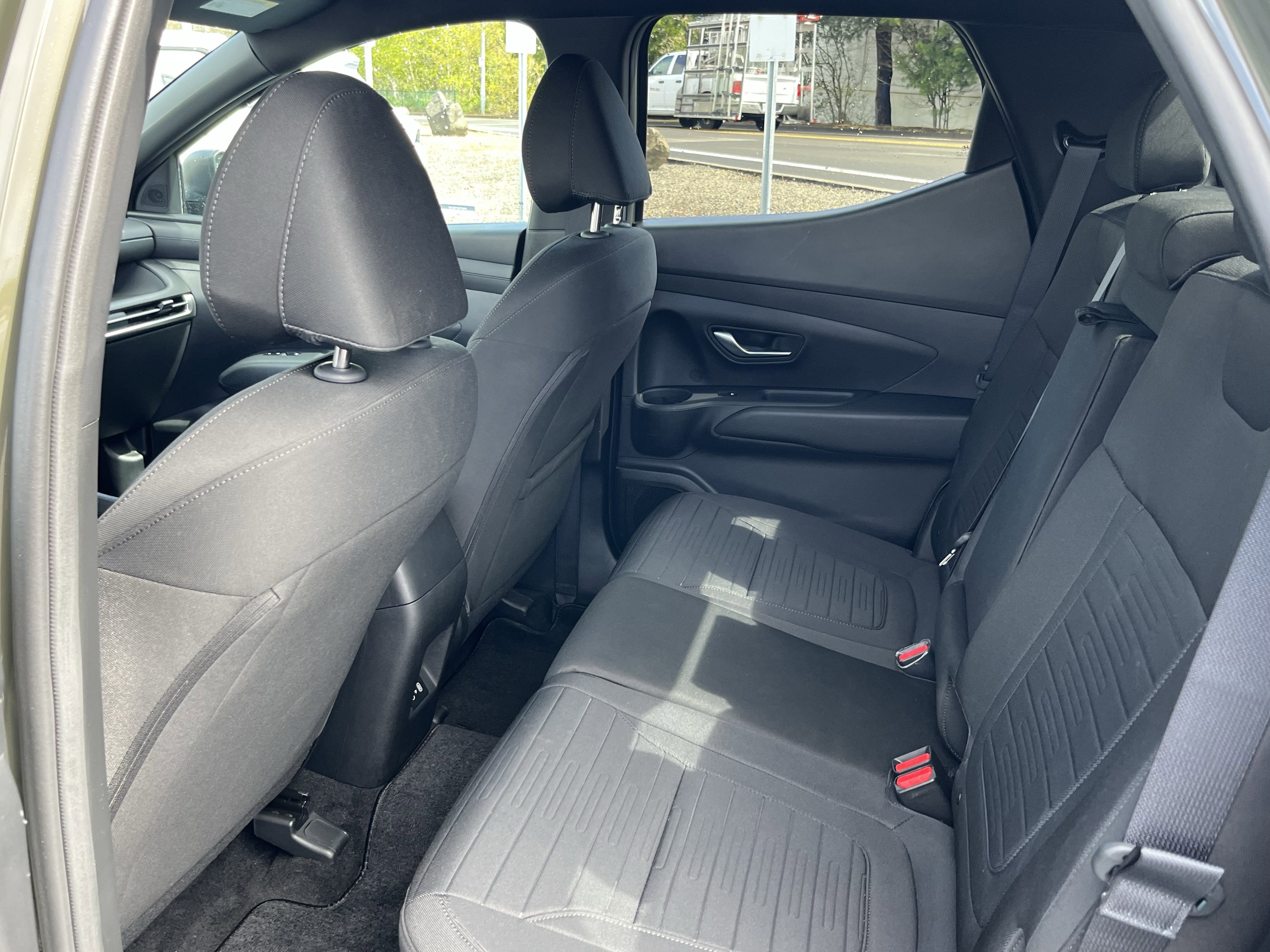 Certified 2025 Hyundai Santa Cruz SE image 14