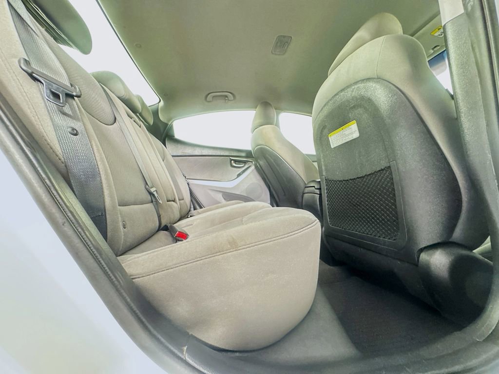 Used 2013 Hyundai Elantra GLS w/ Preferred Pkg image 30
