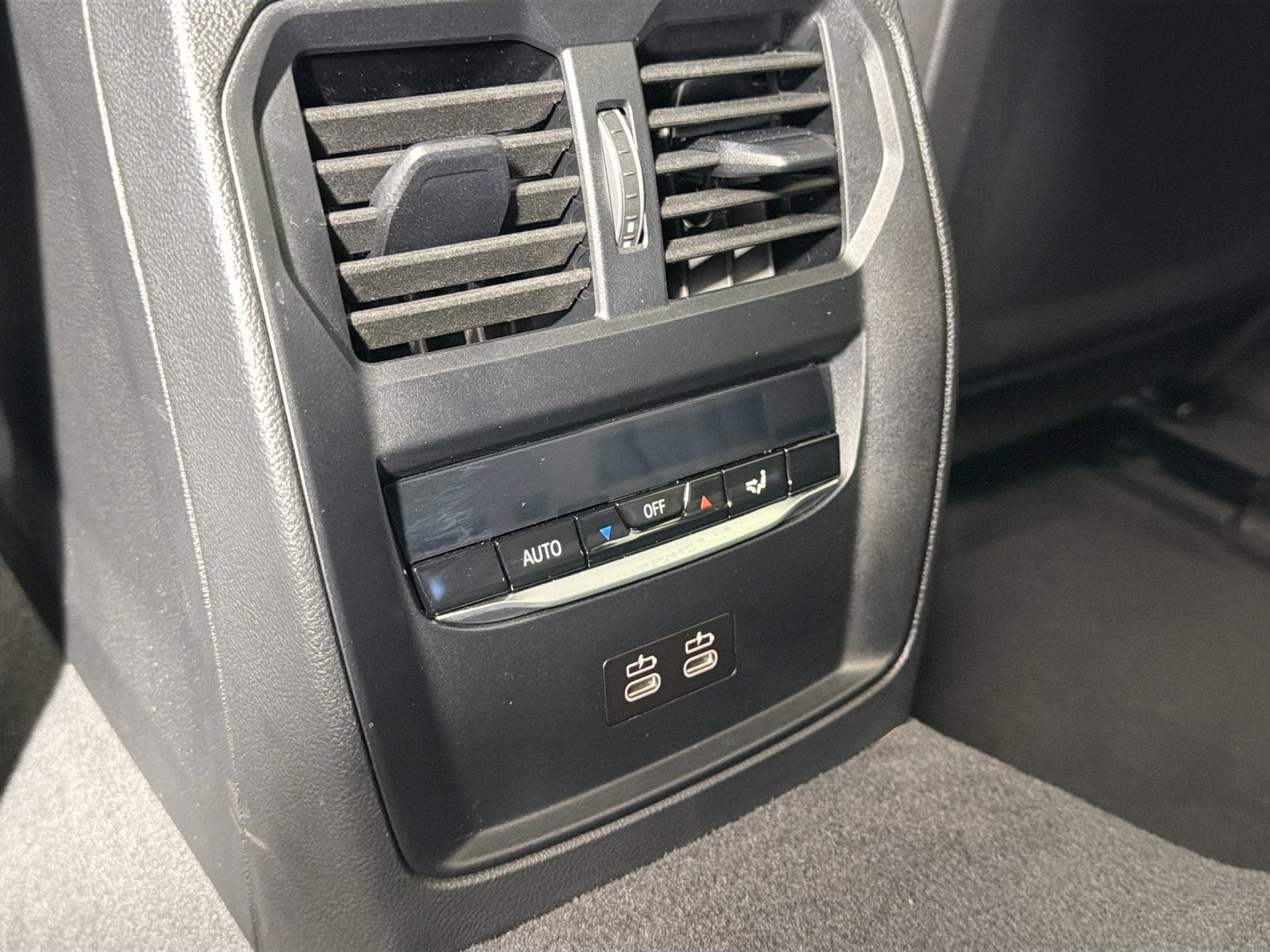 Certified 2025 BMW i4 eDrive40 w/ Premium Package image 27