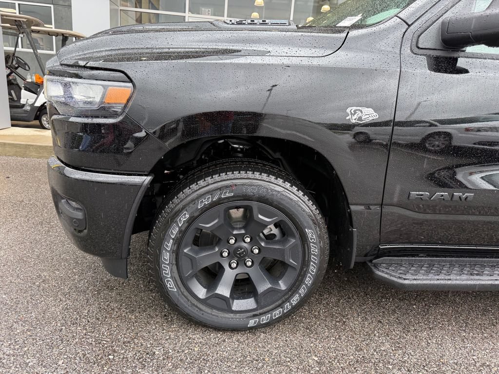 New 2026 RAM 1500 Express AWD/4WD image 22