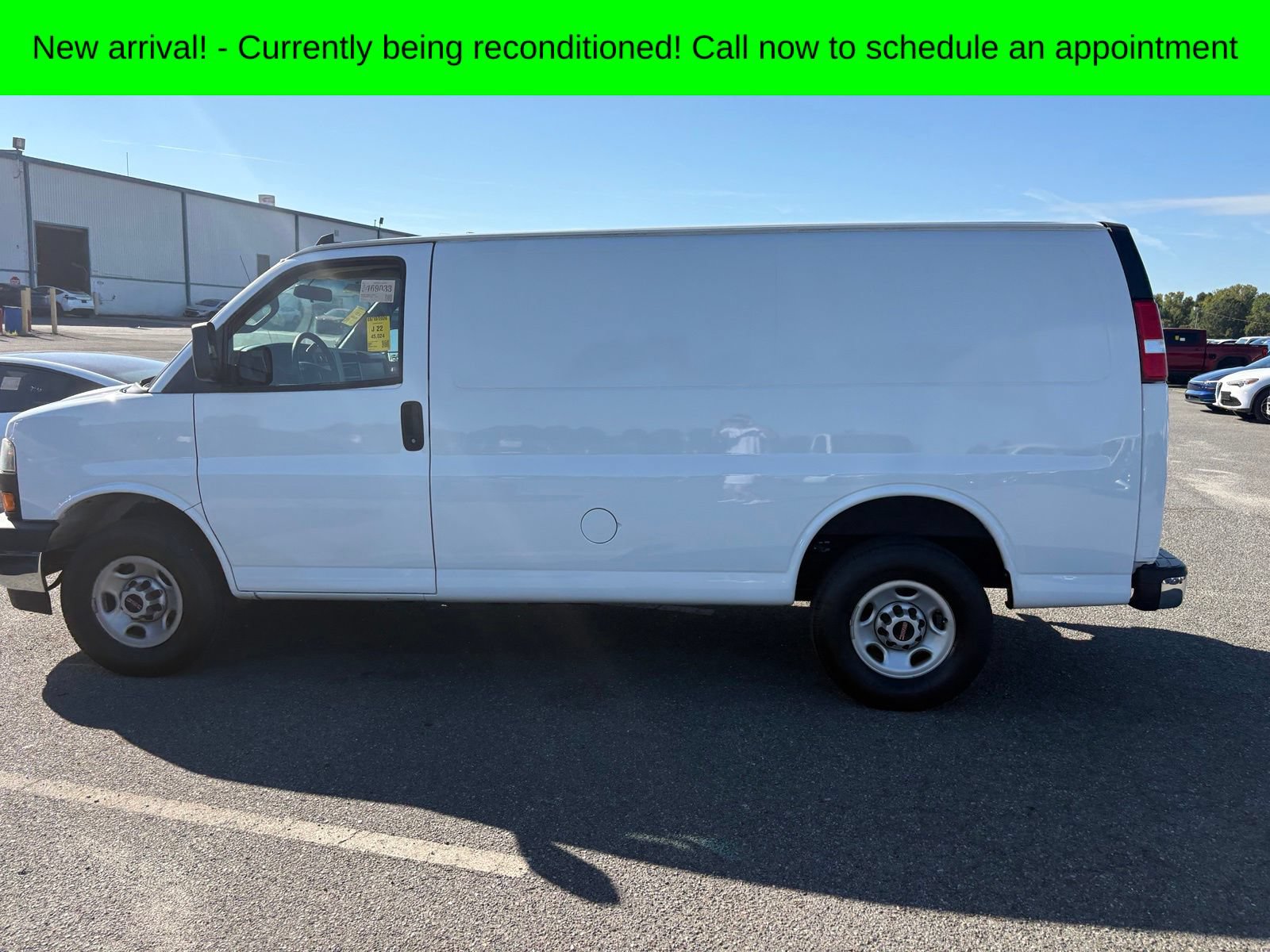 Used 2022 GMC Savana 2500 w/ Driver Convenience Package RWD image 7