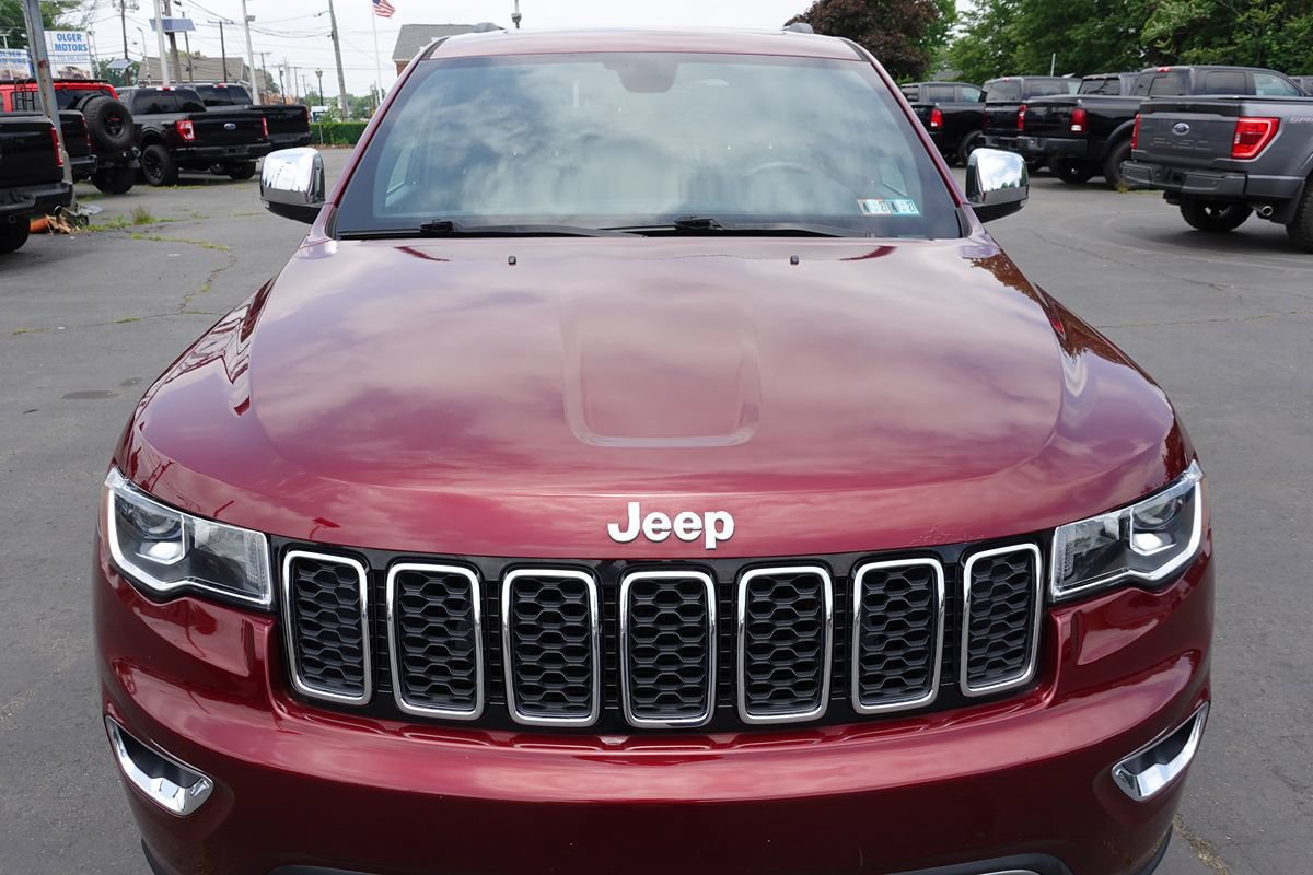 Used 2018 Jeep Grand Cherokee Limited AWD/4WD image 6