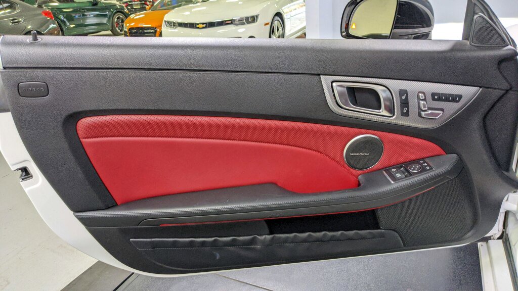 Used 2017 Mercedes-Benz SLC 43 AMG image 29