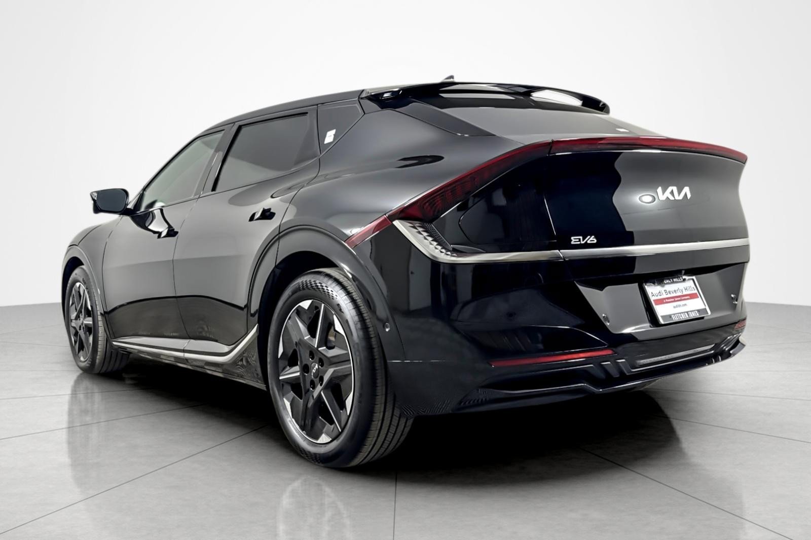 Used 2025 Kia EV6 Wind image 3
