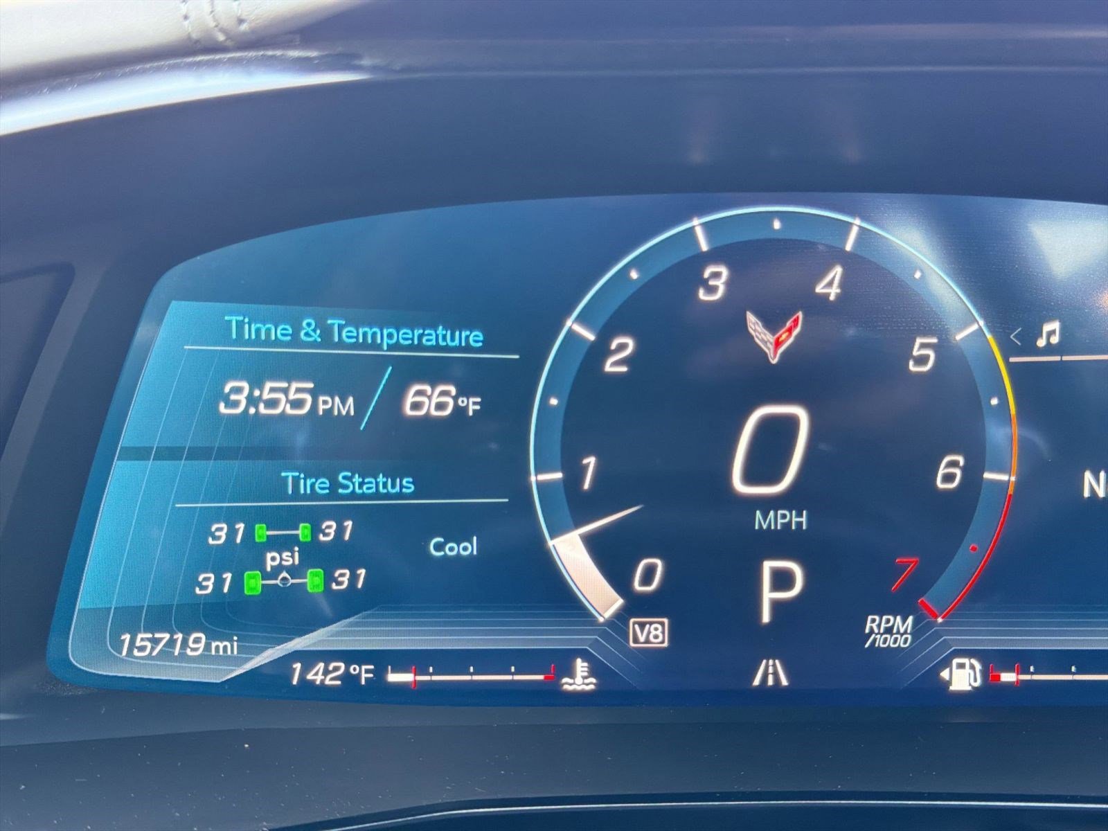 Used 2024 Chevrolet Corvette Stingray Premium Cpe w/ 3LT RWD image 16