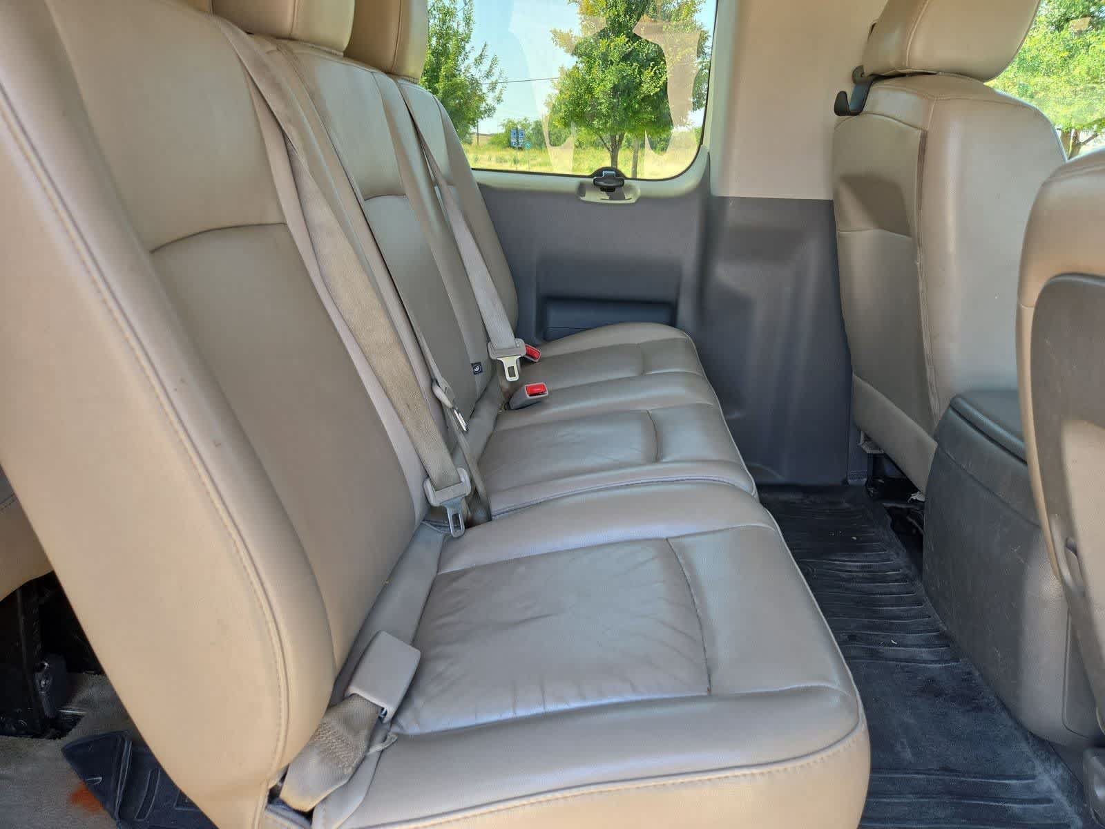 Used 2019 Nissan NV 3500 SL RWD image 18