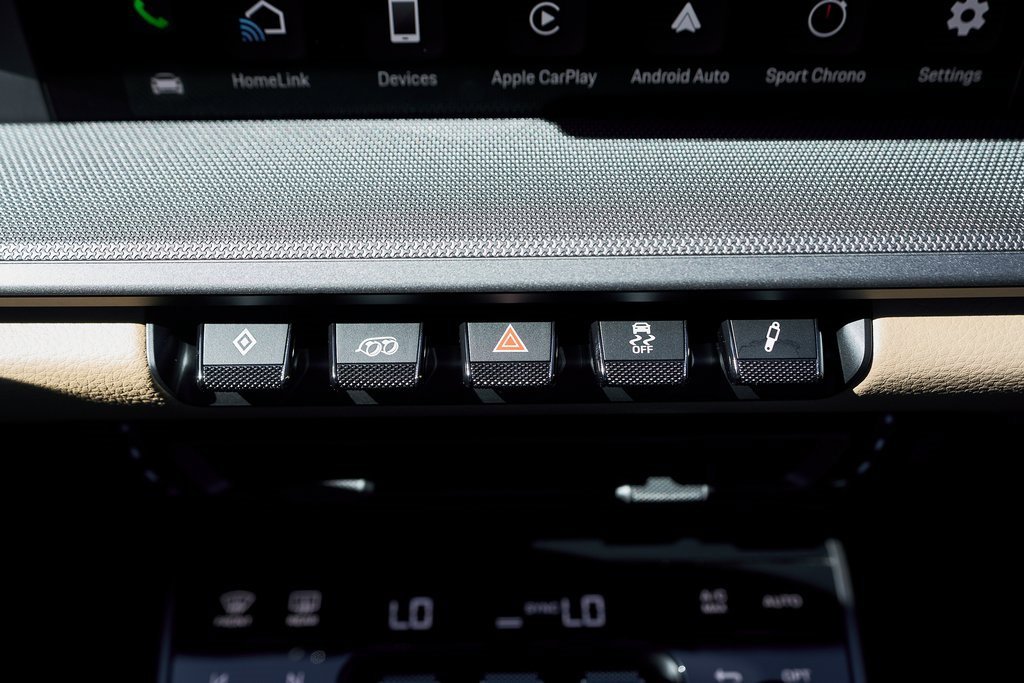 Used 2022 Porsche 911 Carrera 4S image 65