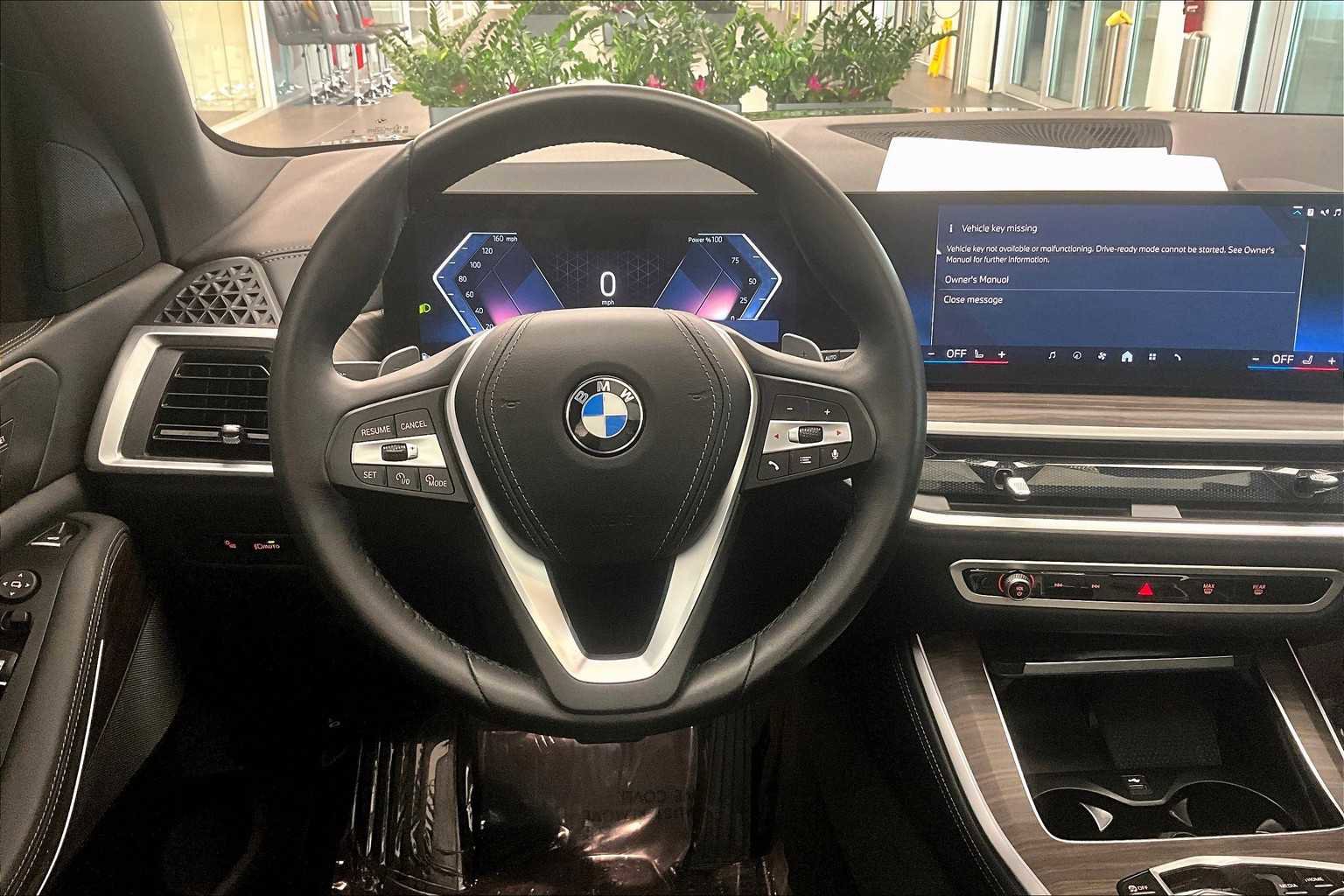 Used 2024 BMW X5 xDrive40i w/ Parking Assistance Package image 5