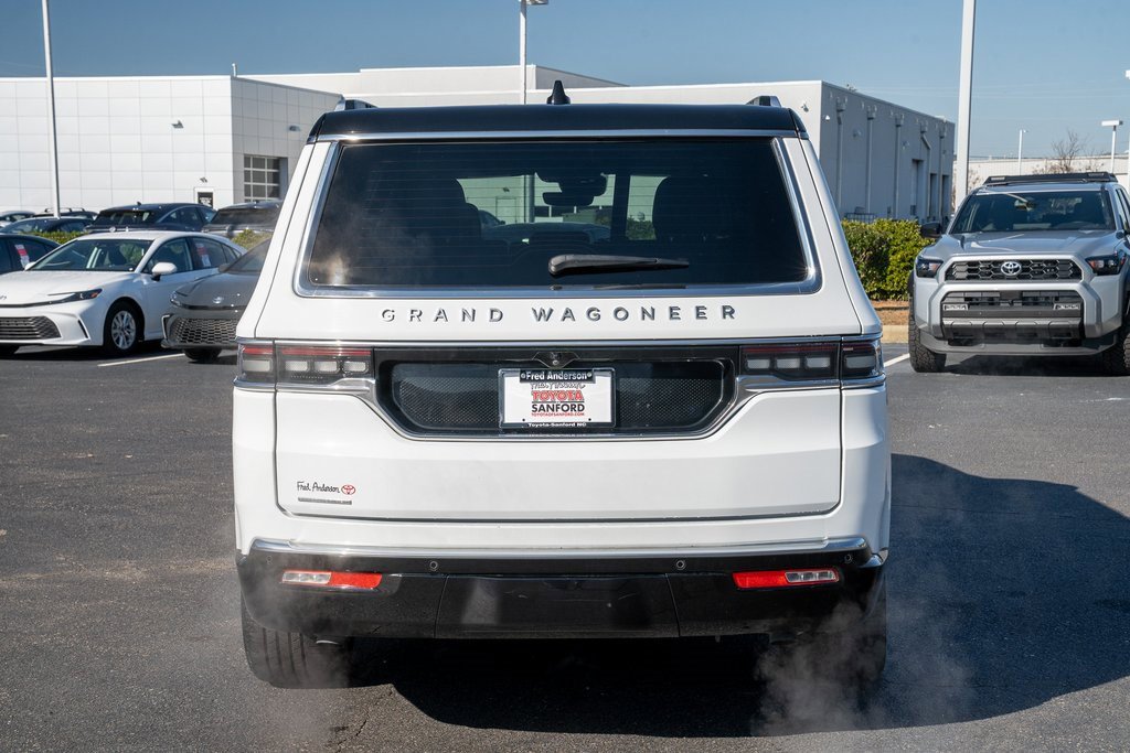 Used 2023 Jeep Grand Wagoneer 4WD image 4