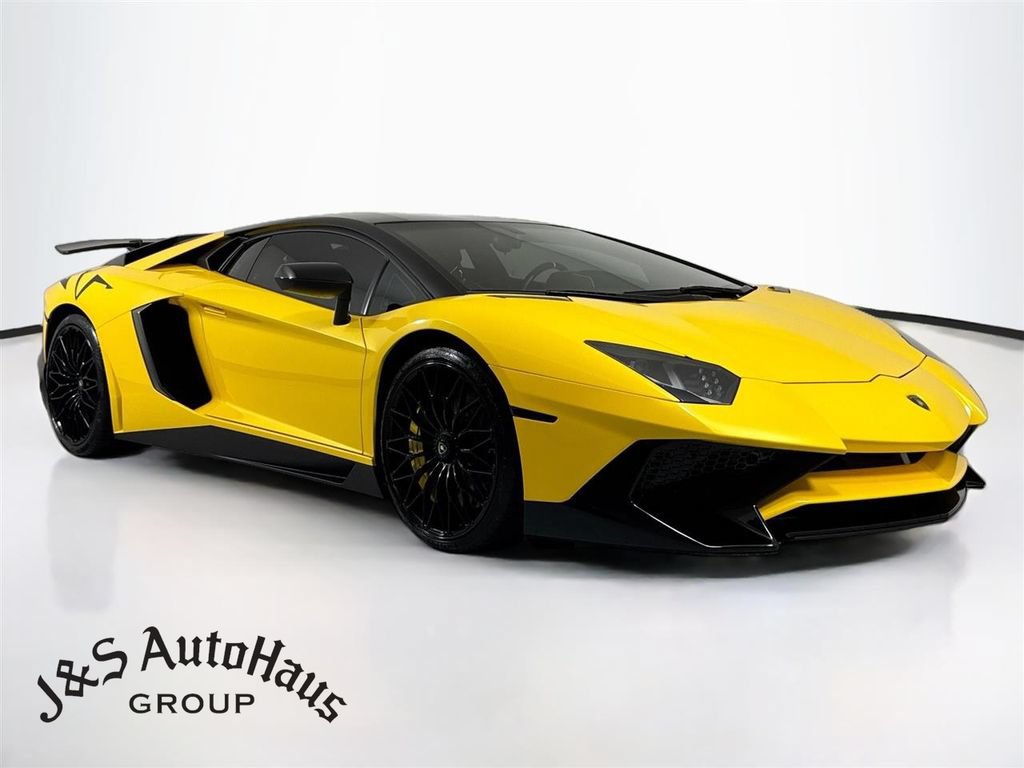 Used 2016 Lamborghini Aventador LP 750-4 Superveloce AWD/4WD image 1