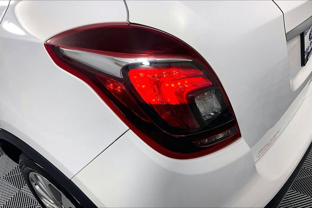 Used 2019 Buick Encore Preferred FWD image 27