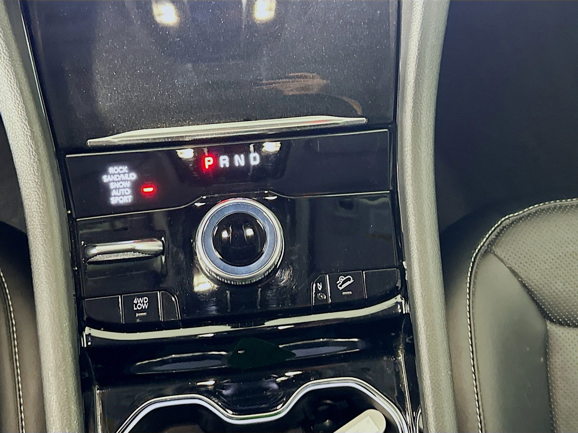 Used 2022 Jeep Grand Cherokee Limited 4xe w/ Luxury Tech Group II image 25