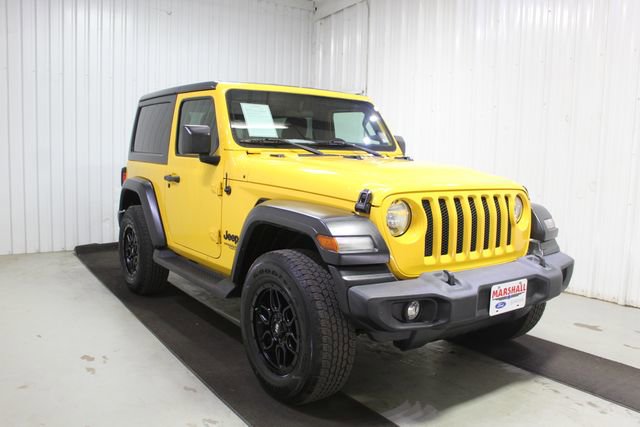 Used 2019 Jeep Wrangler Sport AWD/4WD image 3