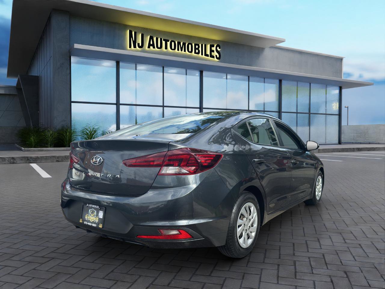 Used 2020 Hyundai Elantra SE FWD image 7