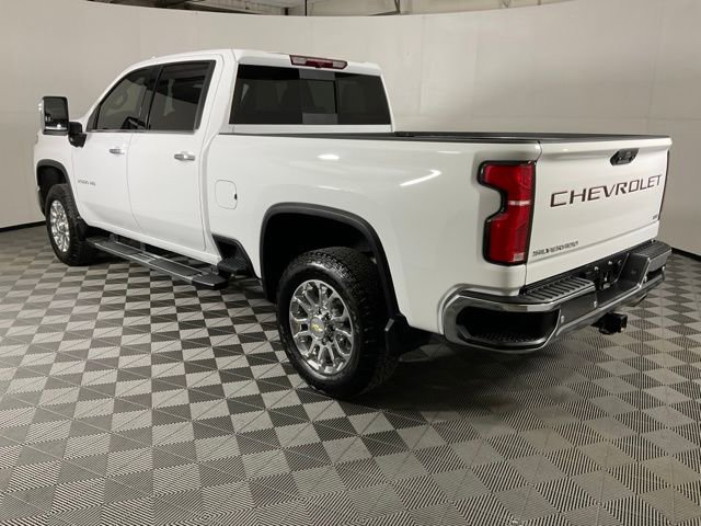 Used 2025 Chevrolet Silverado 2500 LTZ w/ LTZ Convenience Package image 4