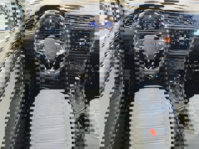 Used 2024 Volkswagen Tiguan S image 28