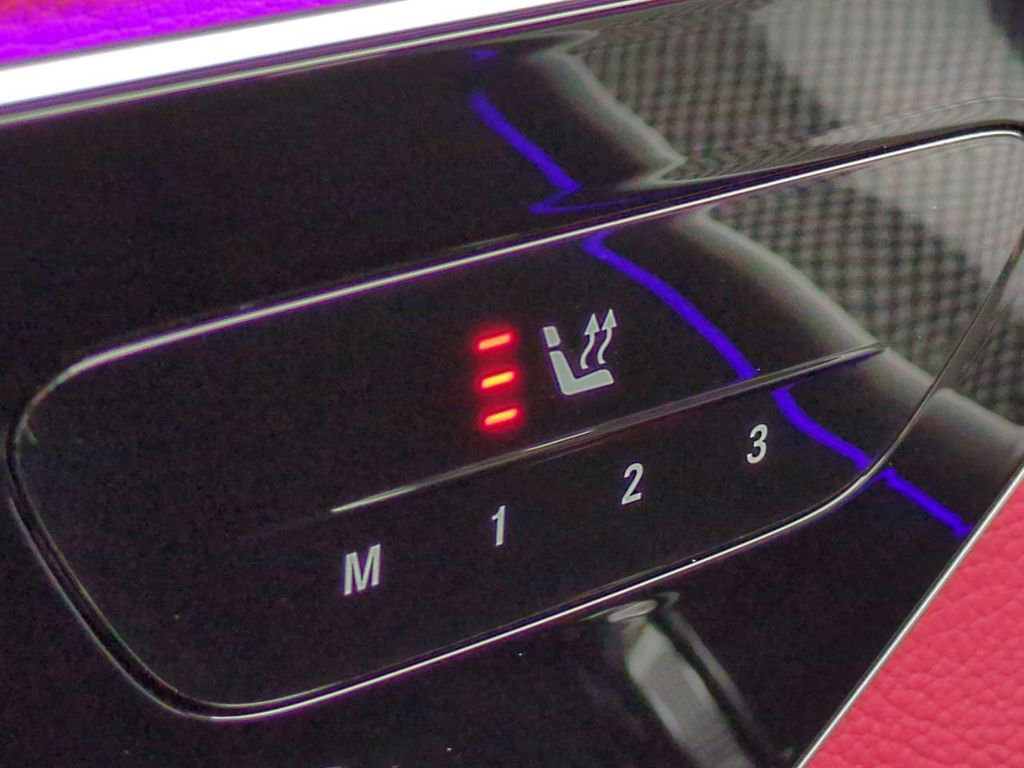 Used 2024 Mercedes-Benz GLC 43 AMG 4MATIC image 23