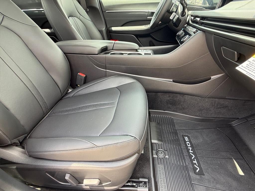 New 2026 Hyundai Sonata Limited FWD image 10