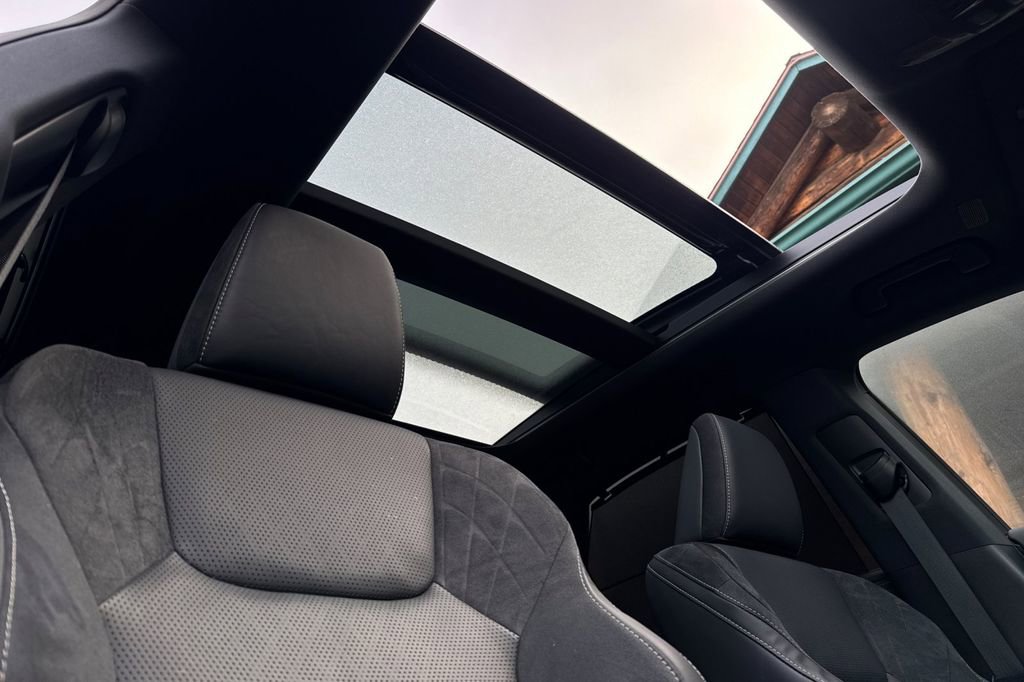 Used 2025 Lexus RX 450h AWD w/ Convenience Package image 19