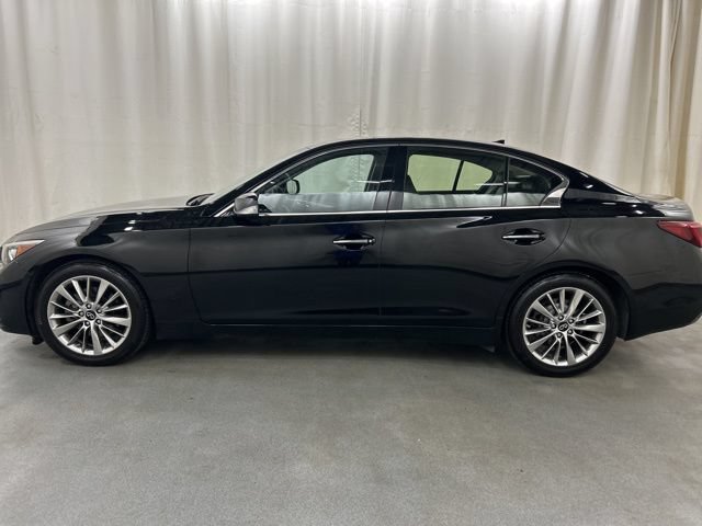 Used 2023 INFINITI Q50 Luxe AWD/4WD image 3