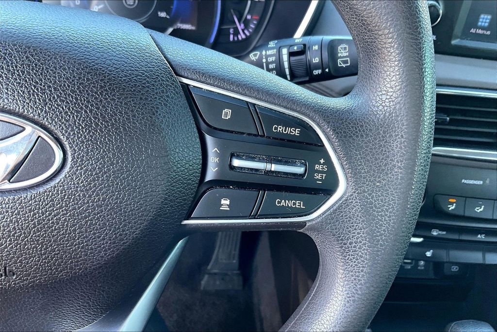 Used 2019 Hyundai Santa Fe SEL image 19