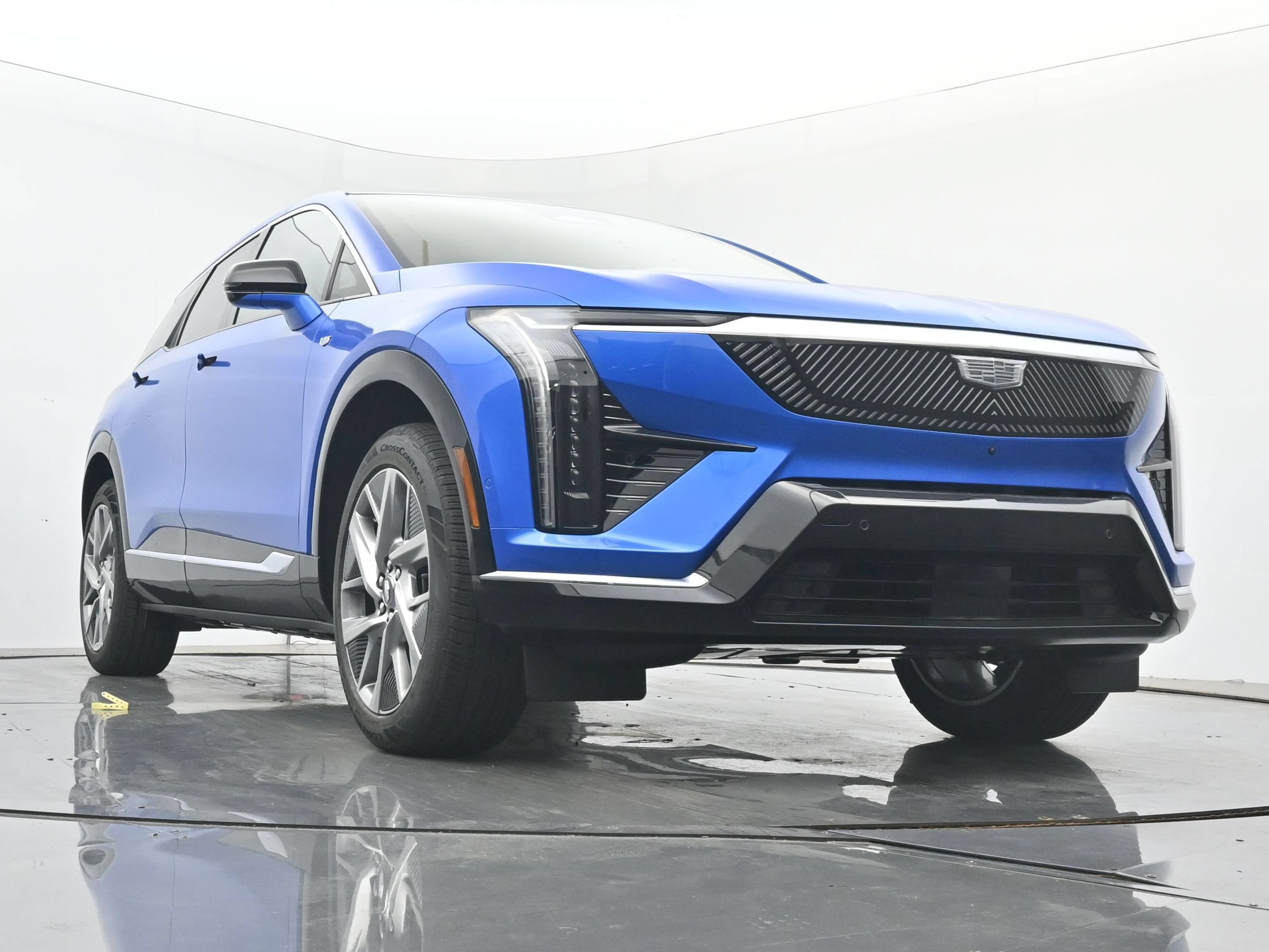 New 2026 Cadillac Optiq Luxury 1 w/ LPO, Floor Liner Package AWD/4WD image 22