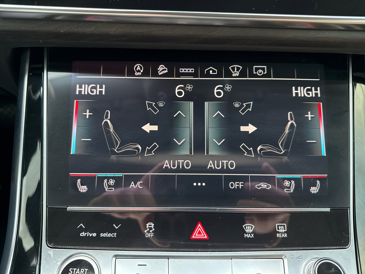 Used 2021 Audi Q8 Prestige w/ Prestige Package image 53