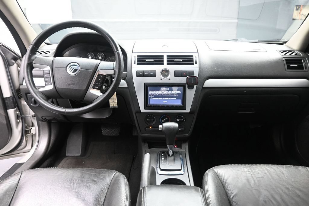 Used 2008 Mercury Milan FWD image 9