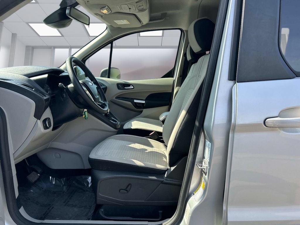 Used 2022 Ford Transit Connect XLT FWD image 16