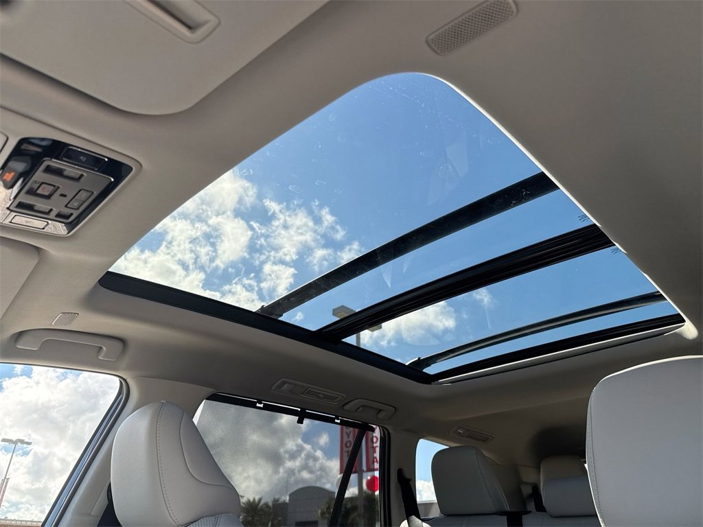 New 2026 Toyota Grand Highlander Limited image 20