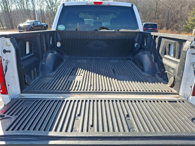 Used 2015 Ford F150 XLT w/ Trailer Tow Package image 27
