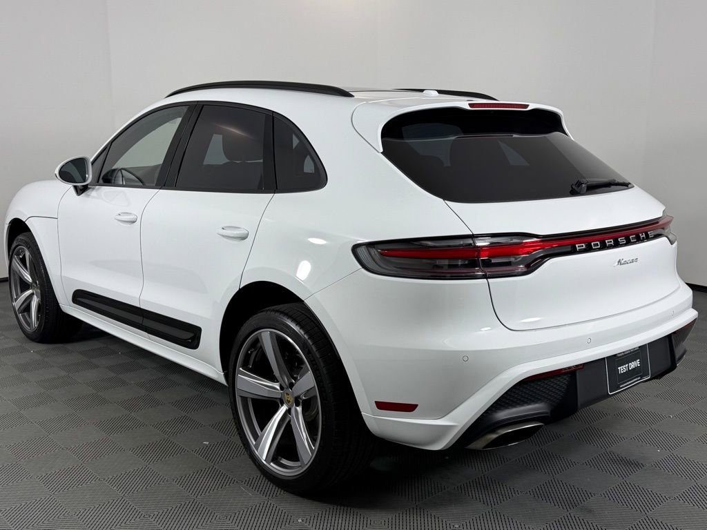 Certified 2026 Porsche Macan Turbo image 3