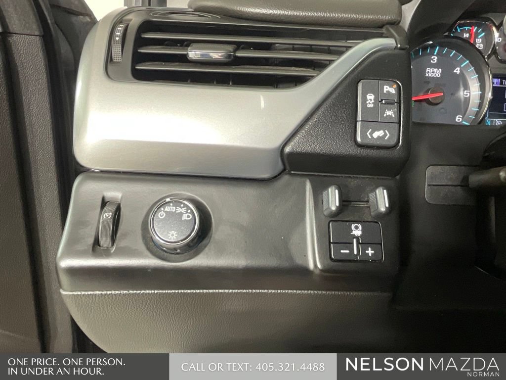 Used 2020 Chevrolet Suburban LT w/ Max Trailering Package RWD image 43