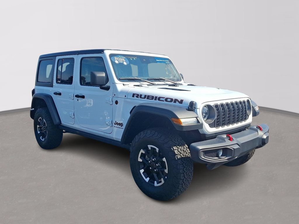Used 2025 Jeep Wrangler Unlimited Rubicon AWD/4WD image 3