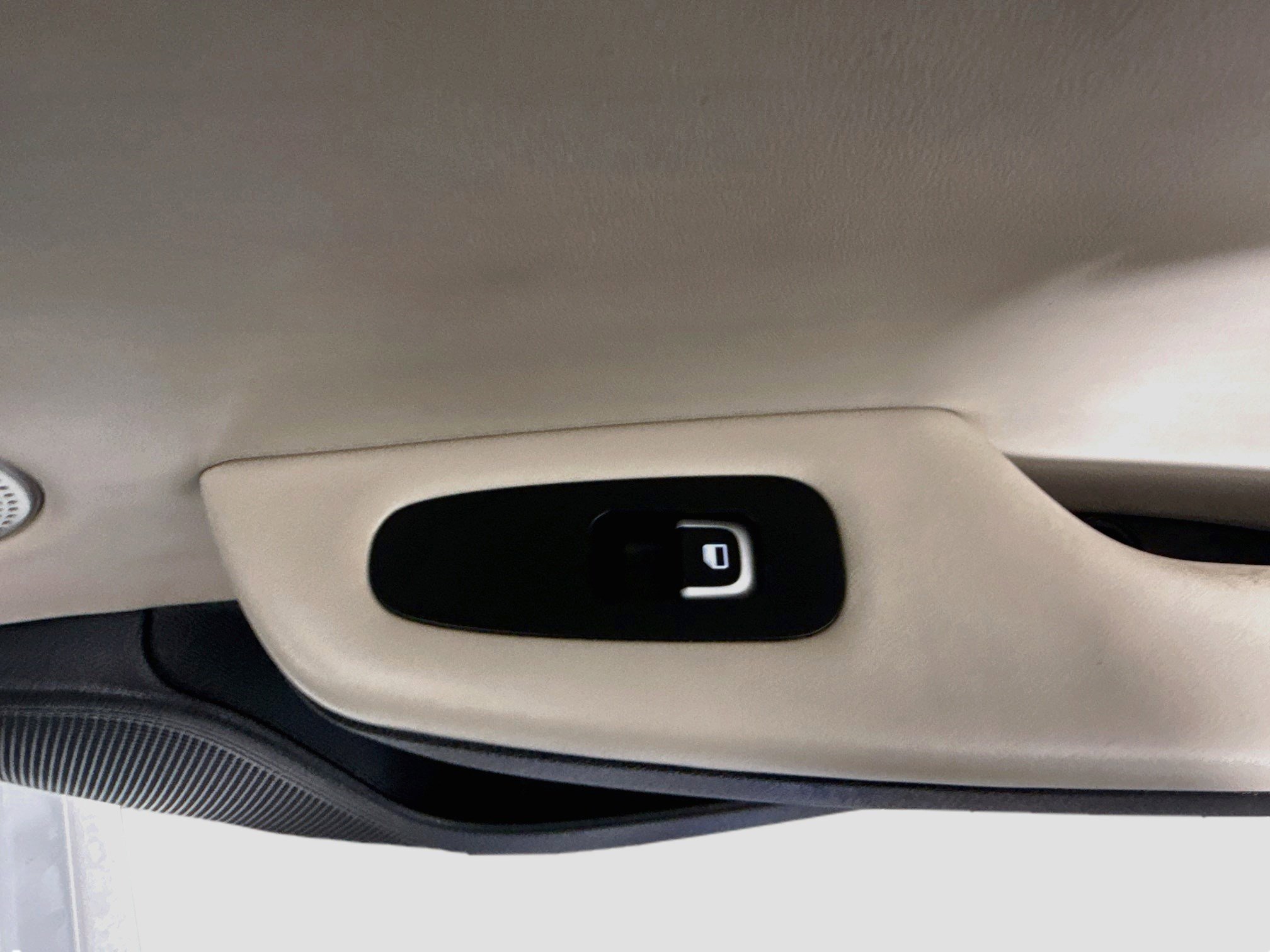 Used 2018 Kia Stinger Premium RWD image 31