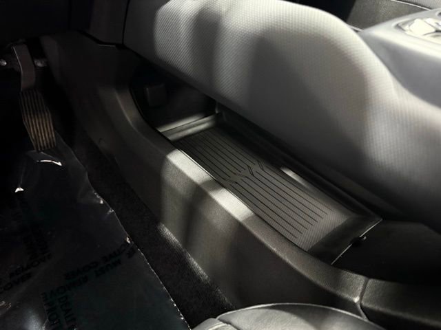 Used 2024 Chevrolet Equinox EV RS image 36