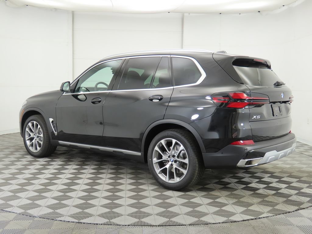 Certified 2025 BMW X5 sDrive40i image 8