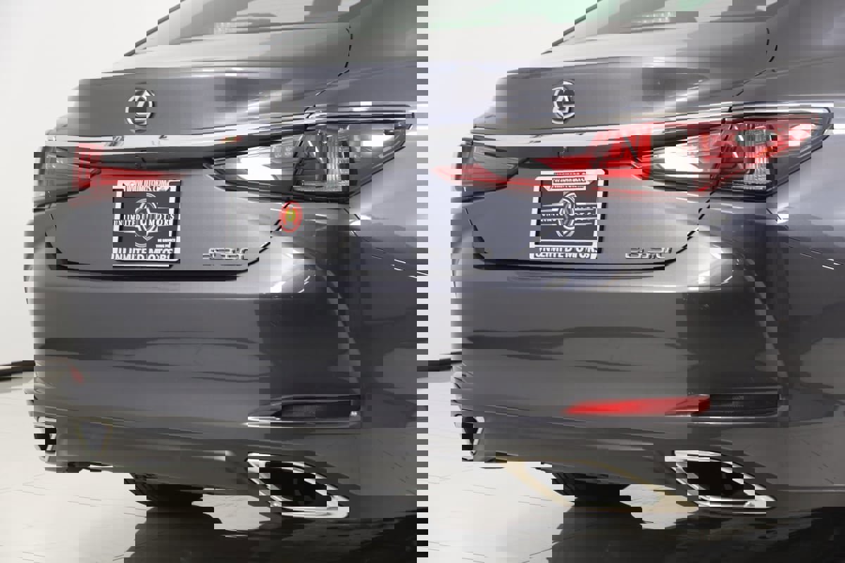 Used 2023 Lexus ES 350 image 39