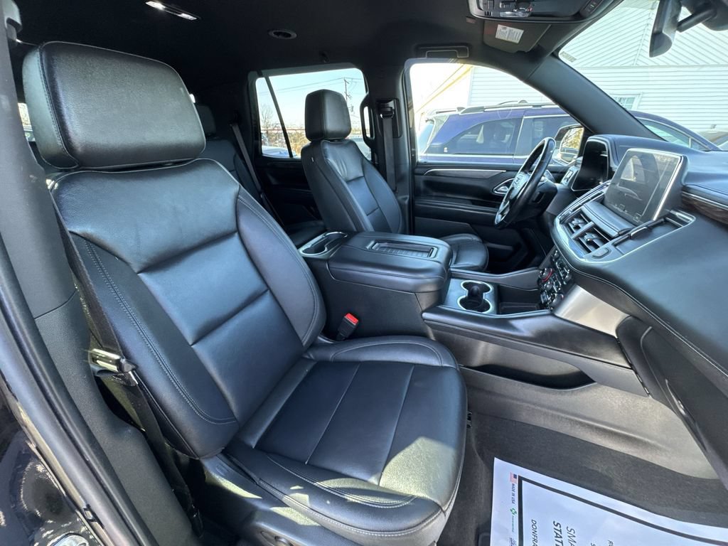 Used 2022 Chevrolet Tahoe Z71 w/ Z71 Off-Road Package AWD/4WD image 27