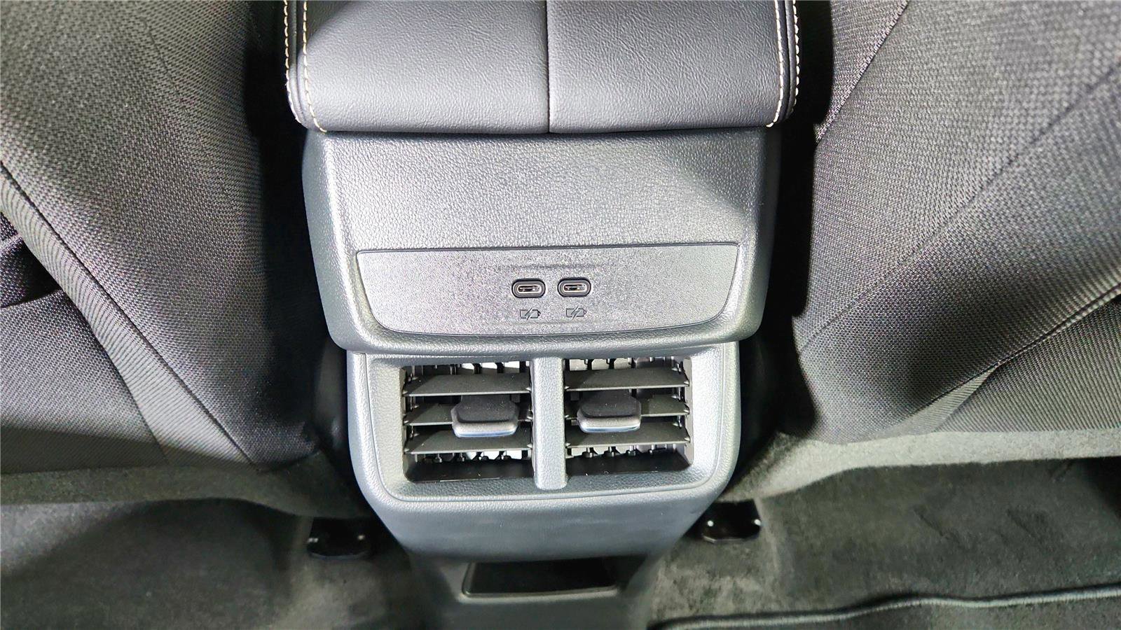 Used 2026 GMC Terrain Elevation image 30