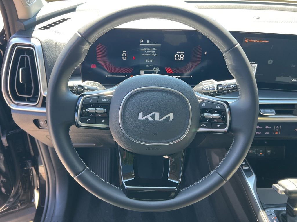 Certified 2025 Kia Sorento EX w/ Panoramic Sunroof Package image 14