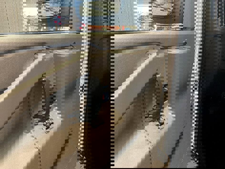 New 2025 Chevrolet Express 2500 Extended image 19