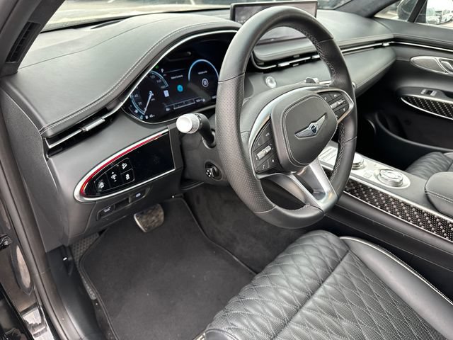 Used 2023 Genesis GV70 3.5T Sport w/ Sport Prestige Package AWD/4WD image 23