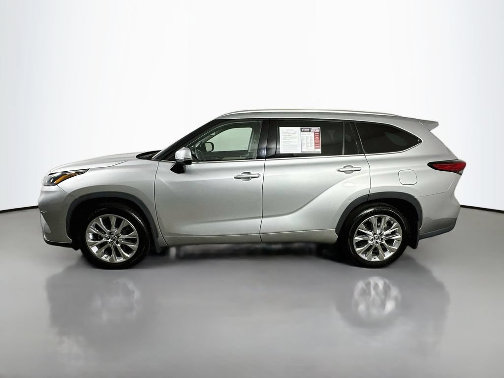 Used 2023 Toyota Highlander Limited AWD/4WD image 5